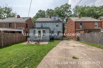 2407 Saybrook Rd in University Heights, OH - Building Photo - Building Photo