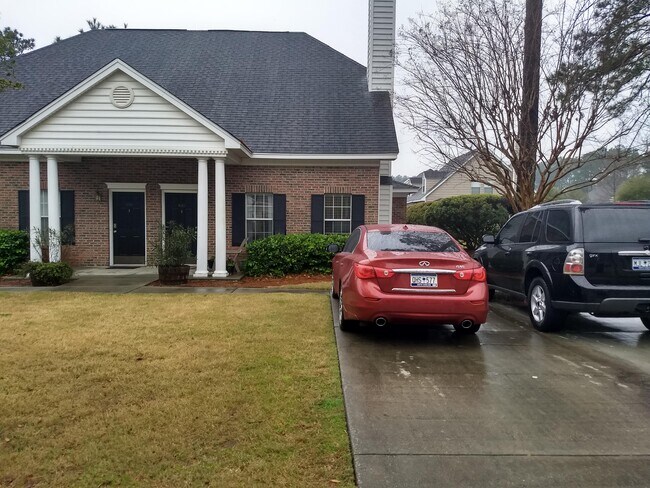 4842 Habersham Ln in Summerville, SC - Building Photo - Building Photo