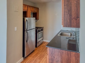 The Towers at Gateway City in St. Louis, MO - Foto de edificio - Building Photo