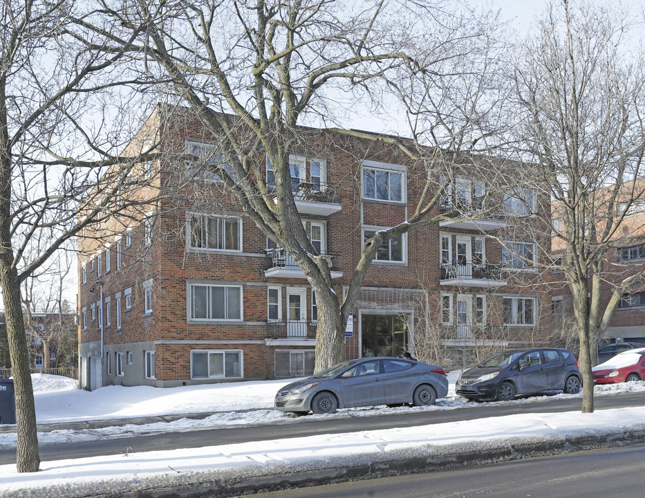 3205 Linton in Montréal, QC - Building Photo