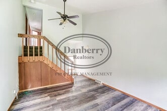 3164 Kylemore Rd in Toledo, OH - Building Photo - Building Photo