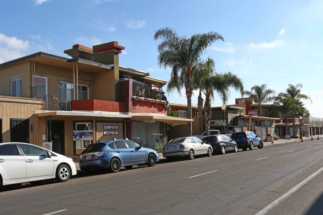 532-620 N Fulton St in Fresno, CA - Foto de edificio