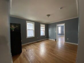 74 Thornton St, Unit 2 in Revere, MA - Building Photo - Building Photo