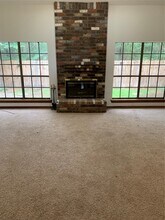 73 Hickory Oak Dr in Spring, TX - Building Photo - Building Photo