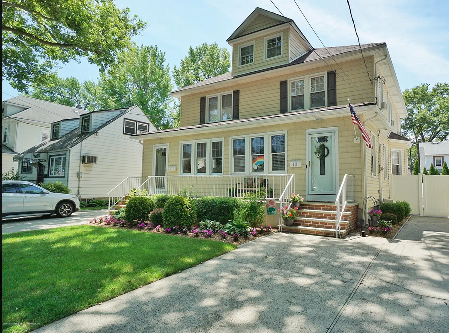 270 Prescott Ave in Staten Island, NY - Building Photo