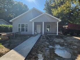 2636 Jones St in Paducah, KY - Building Photo