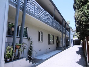 5853 Lexington Ave in Los Angeles, CA - Building Photo - Building Photo