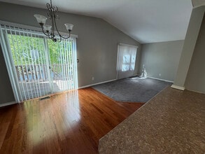 9165 Cinnebar Dr in Indianapolis, IN - Building Photo - Building Photo