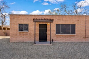 4535 E Bellevue St in Tucson, AZ - Building Photo