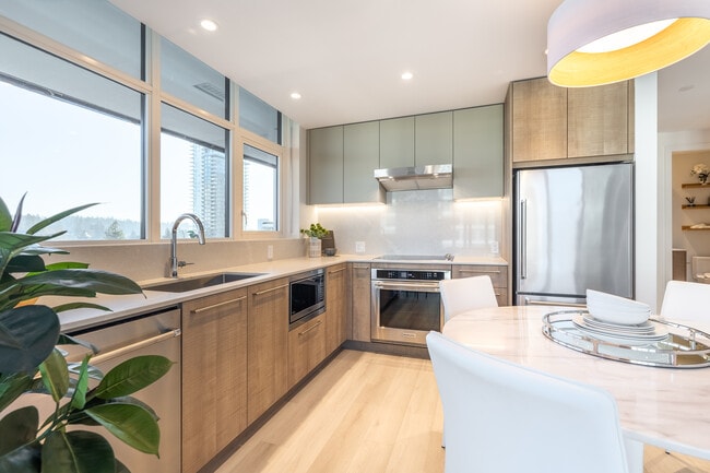 Smith & Farrow Rental Homes in Coquitlam, BC - Building Photo - Interior Photo