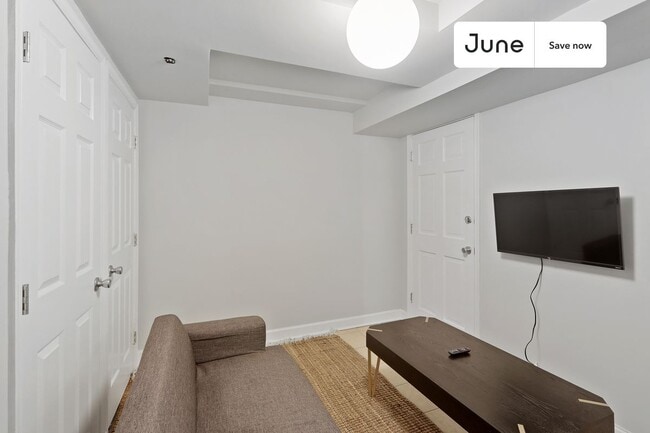 1334 Newton St NE in Washington, DC - Building Photo - Building Photo