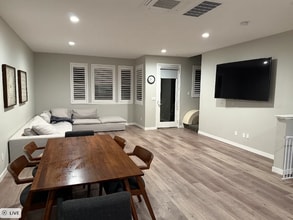 5513 Gracen Wy in Dublin, CA - Building Photo - Building Photo