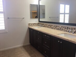 15785 Tanner Ridge Rd in San Diego, CA - Building Photo - Building Photo