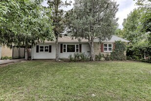 1521 Crestmore Pl in Fort Collins, CO - Building Photo