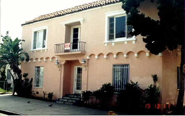 1246-1248 N Kenmore Ave in Los Angeles, CA - Building Photo - Building Photo