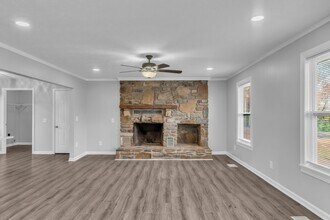 337 Hickory Dr in Old Hickory, TN - Building Photo - Building Photo