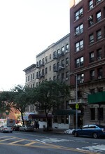 741 West End Ave in New York, NY - Foto de edificio - Building Photo