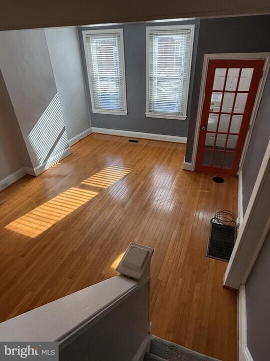 347 Durfor St in Philadelphia, PA - Building Photo