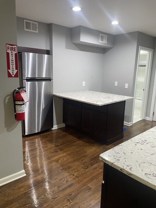 270 New York Ave, Unit UTILITIES INCLUDED