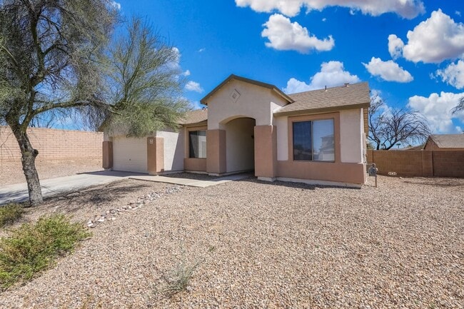 6645 S SQUAWROOT Pl in Tucson, AZ - Building Photo - Building Photo