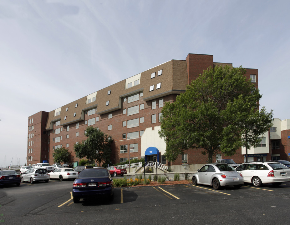 150 Lynnway in Lynn, MA - Foto de edificio