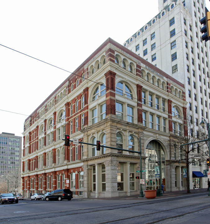 Lowenstein in Memphis, TN - Foto de edificio