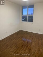 80 Inverlochy Blvd in Markham, ON - Building Photo - Building Photo