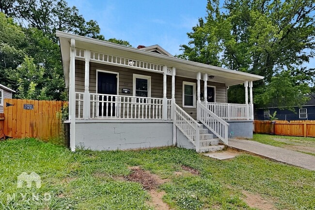 property at 302 Jones St