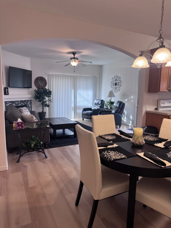 4695 Hahns Peak Dr, Unit 101 in Loveland, CO - Foto de edificio - Building Photo