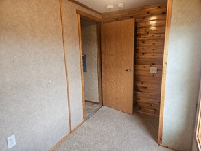 364 Price Rd in Three Forks, MT - Foto de edificio - Building Photo