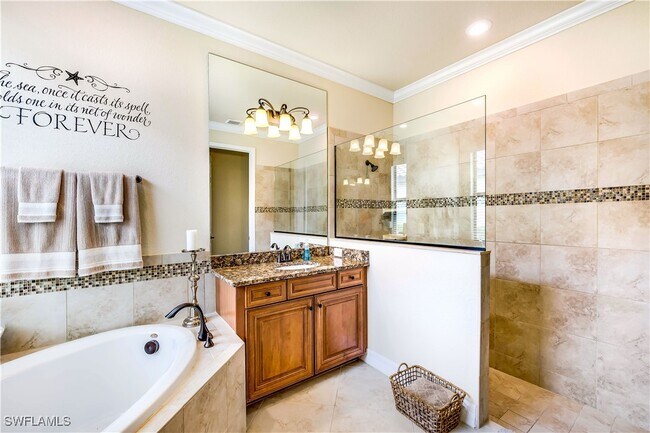 28623 Derry Ct in Bonita Springs, FL - Building Photo - Building Photo