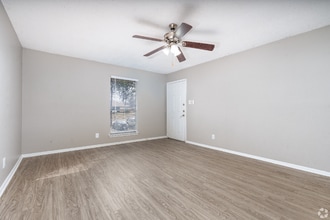 3815 Stuart Rd in Denton, TX - Building Photo - Building Photo