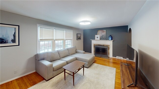 940 S Grosvenor Rd in Rochester, NY - Building Photo - Building Photo