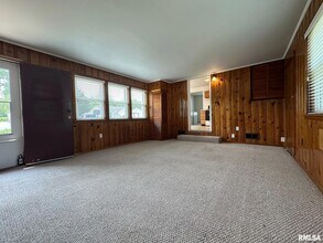 2 St James Ct in Springfield, IL - Building Photo - Building Photo