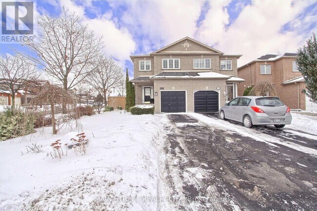 834 Pucks Pl in Newmarket, ON - Building Photo - Building Photo