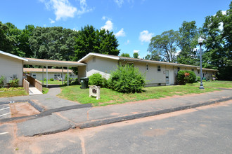 Wheeler Village Apartments in Southington, CT - Building Photo - Building Photo