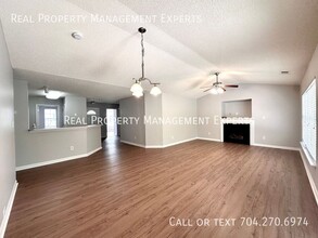 5928 Briggs Dr in Charlotte, NC - Building Photo - Building Photo
