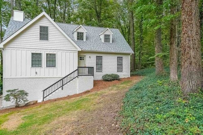 317 E Claiborne Ct in Marietta, GA - Building Photo - Building Photo