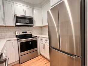 9 Hamilton Ave in Norwalk, CT - Building Photo - Building Photo