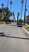 943 19th St, Unit 2 in Santa Monica, CA - Building Photo - Building Photo