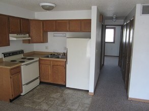 2643 Westwinds Dr-Unit -01 in Iowa City, IA - Foto de edificio - Building Photo