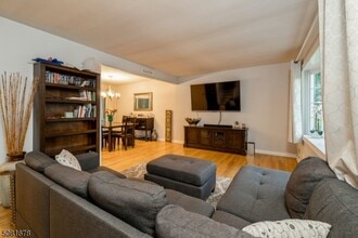 42 Warren St in Hanover, NJ - Building Photo - Building Photo