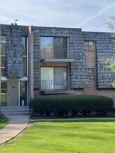 1632 Forest Green Dr in Carnot-Moon, PA - Building Photo - Building Photo