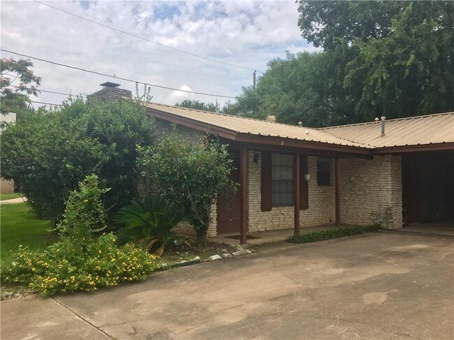 property at 2509 Trailside Dr