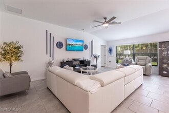 3813 Treasure Oak Wy in Ft. Myers, FL - Building Photo - Building Photo