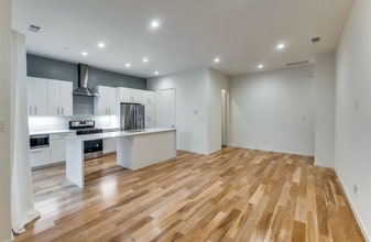 3812 San Jacinto St in Dallas, TX - Building Photo - Building Photo