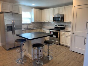 1210 Avenue M in Galveston, TX - Building Photo - Building Photo