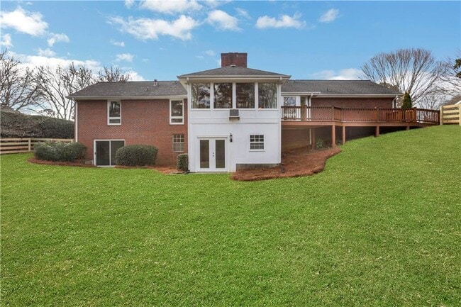 600 Rounsaville Rd in Roswell, GA - Building Photo - Building Photo