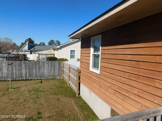 202 Cindy Ln in Havelock, NC - Building Photo - Building Photo