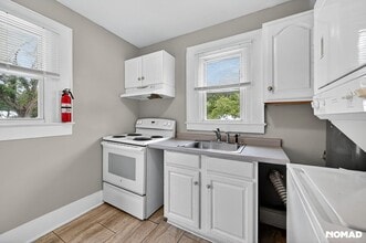 304 1/2 Marstellar St in Wilmington, NC - Building Photo - Building Photo